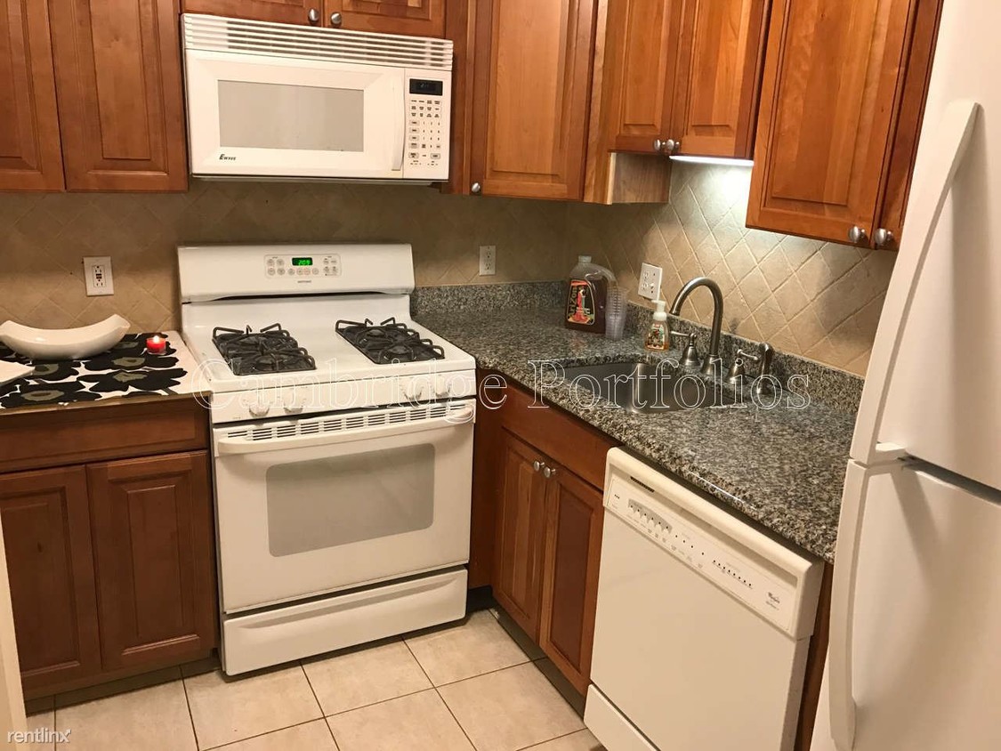 Foto principal - 320 Waltham St