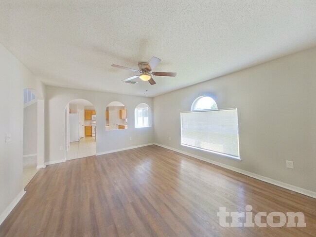 Foto del edificio - 5512 Treig Ln