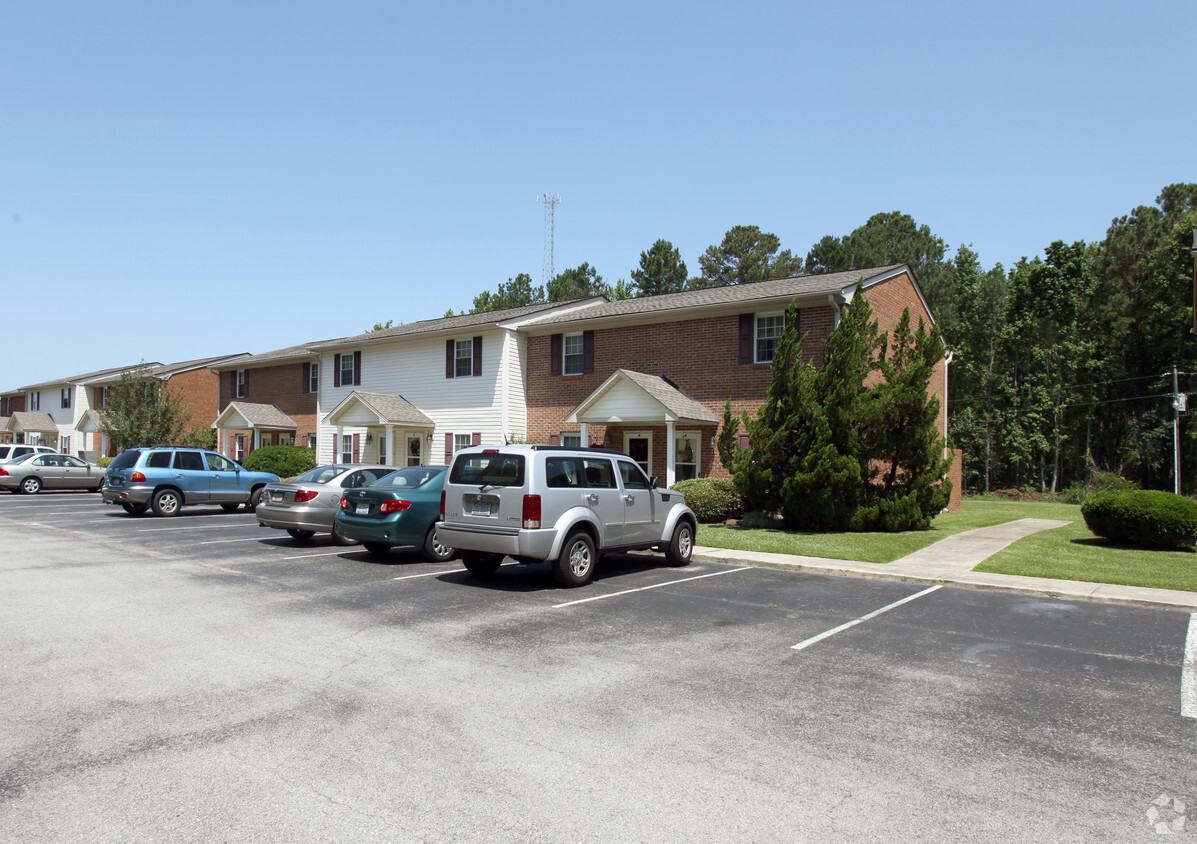 Primary Photo - Park View Apartments