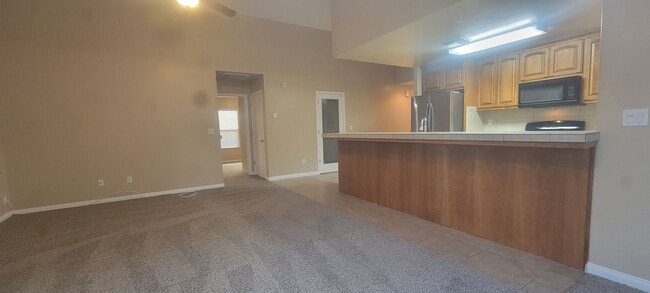 Foto del edificio - 838 Sunset Meadow Ln