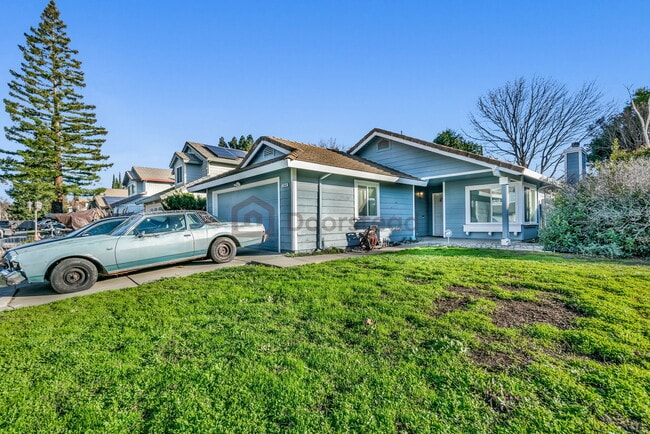 Building Photo - 308 Regency Cir