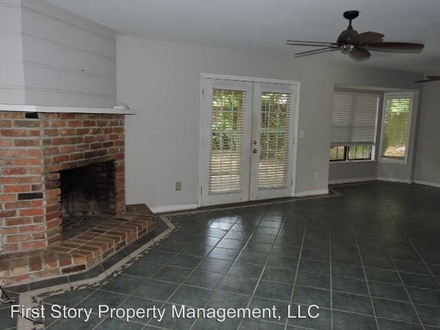 Building Photo - 4 br, 2 bath House - 2042 Eastgate Way