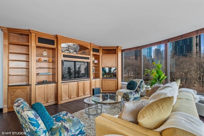 Building Photo - 505 N Lake Shore Dr