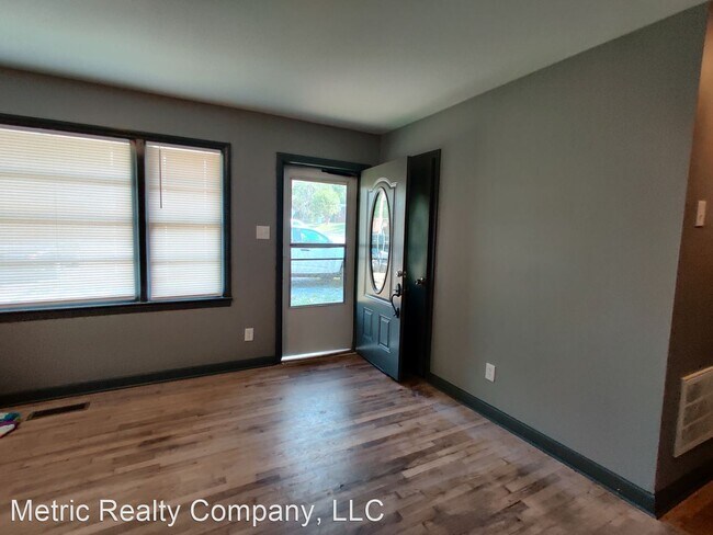 Foto del edificio - 3 br, 1 bath House - 1401 LaSalle St