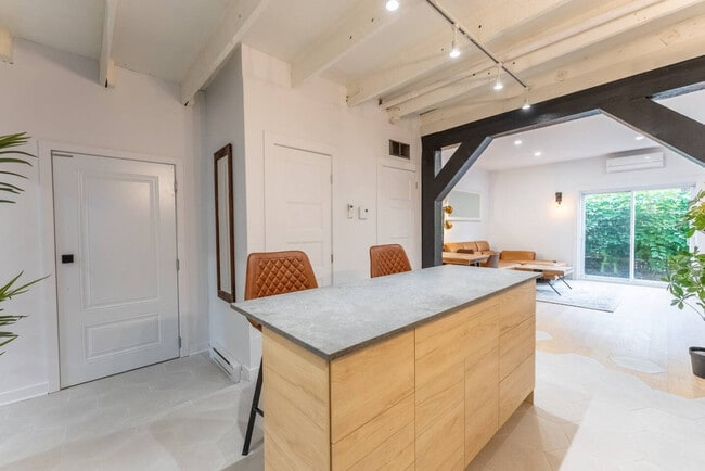 Photo du bâtiment - 8821 Rue Lajeunesse