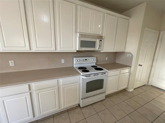 Foto del edificio - 6047 Shelbourne Park Ln