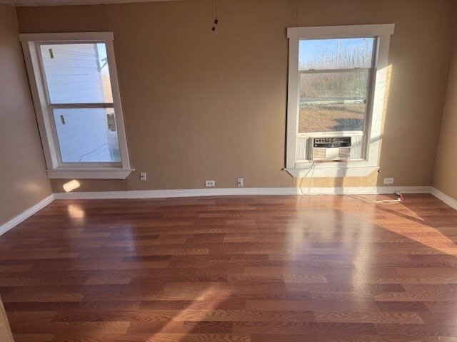 Building Photo - 368 Dewey St