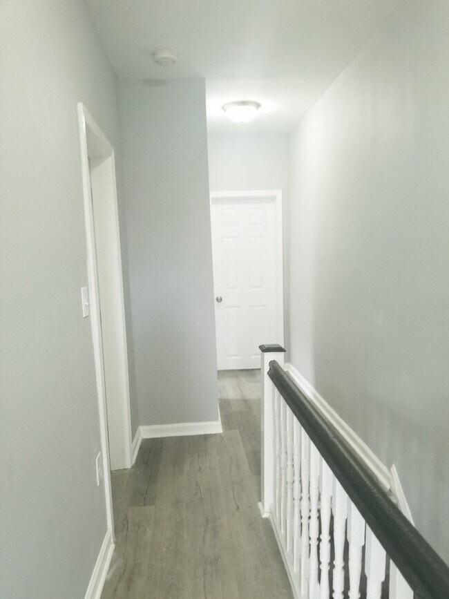 Foto del edificio - Great 3BR/1.5 BA with Available Now in Kin...