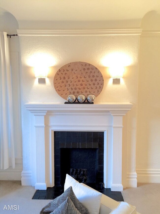 Foto del edificio - 1 br, 1 bath House - 820 Ashbury St #5