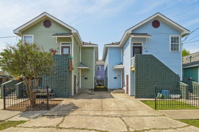 Building Photo - 401 N Tonti St