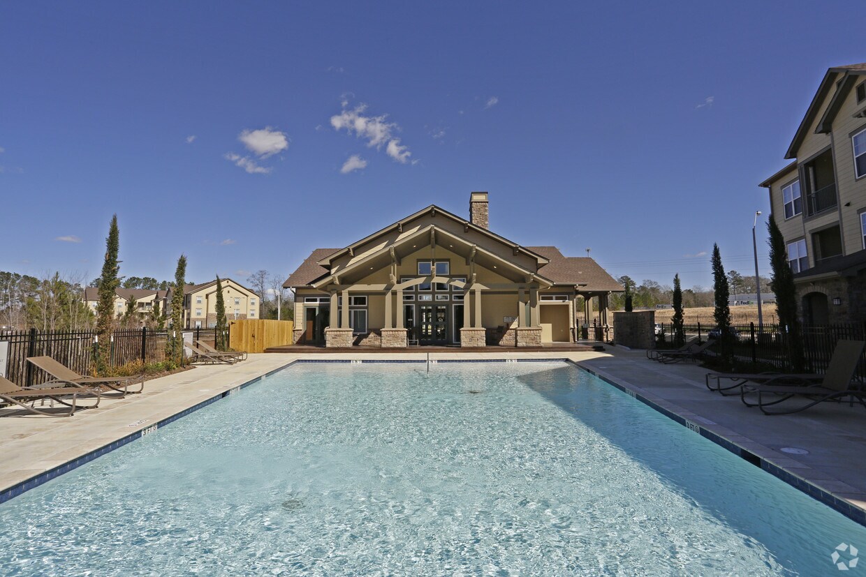 River Park Apartments 1328 Parklane Rd MS Apartments for Rent in