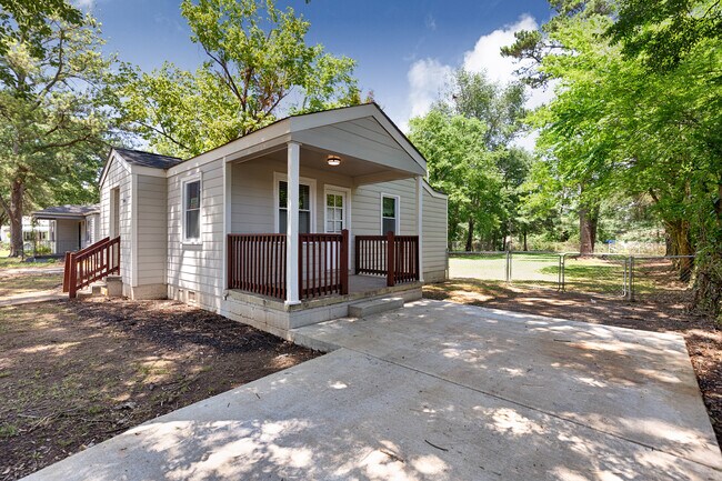 Foto del edificio - 914 Linwood Dr NW