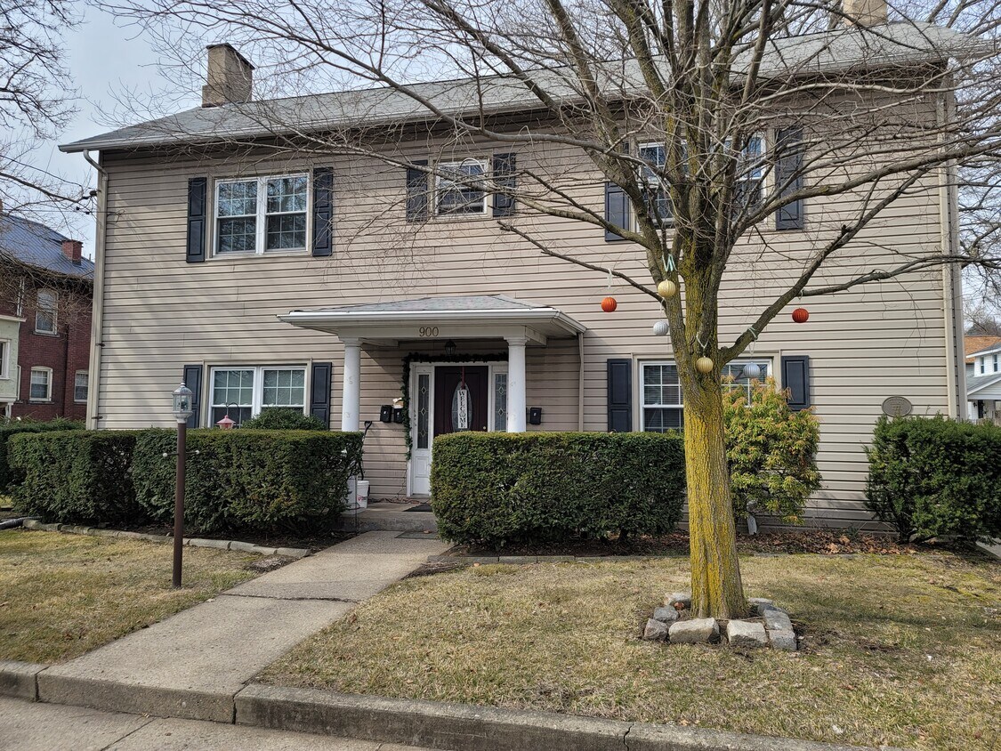 Primary Photo - 900 4th St