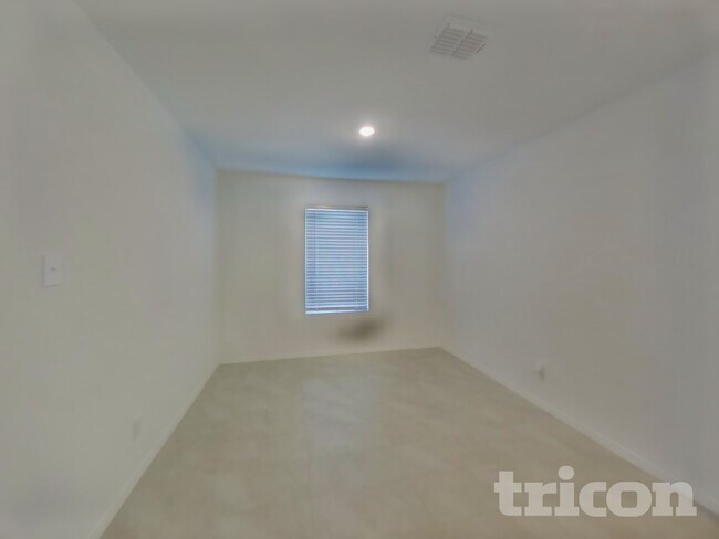 Building Photo - 1423 Dovekie Dr