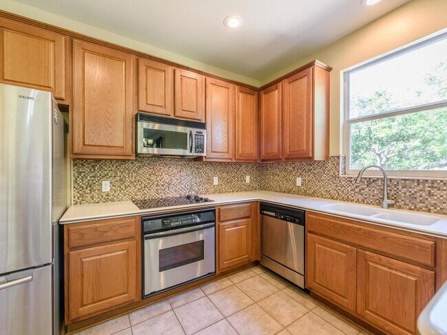Foto del edificio - 11704 Emerald Falls Dr