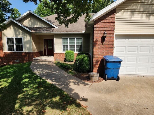 Foto del edificio - 4 Upwell Ln