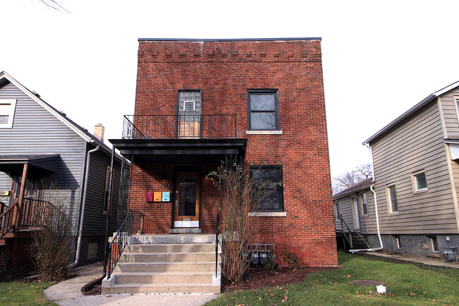 Building Photo - 1717 Greenwood St