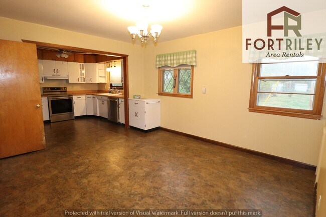 Foto del edificio - Spacious home for rent