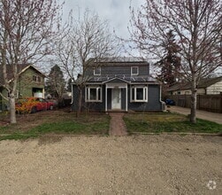 Building Photo - 9516 SE 74th Ave
