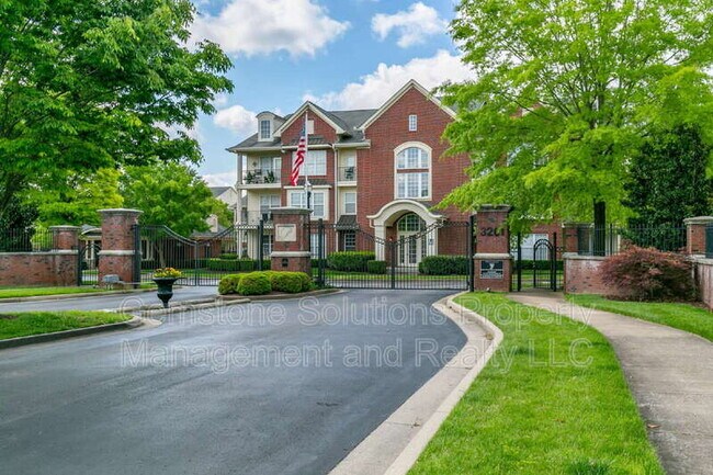 Foto del edificio - 3201 Aspen Grove Dr