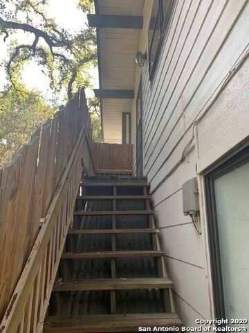 Building Photo - 212 S Winston Lane