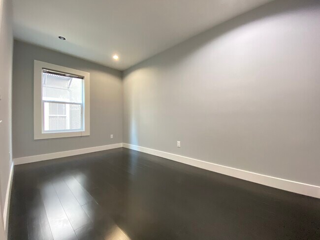 Foto del edificio - 773 Pine St