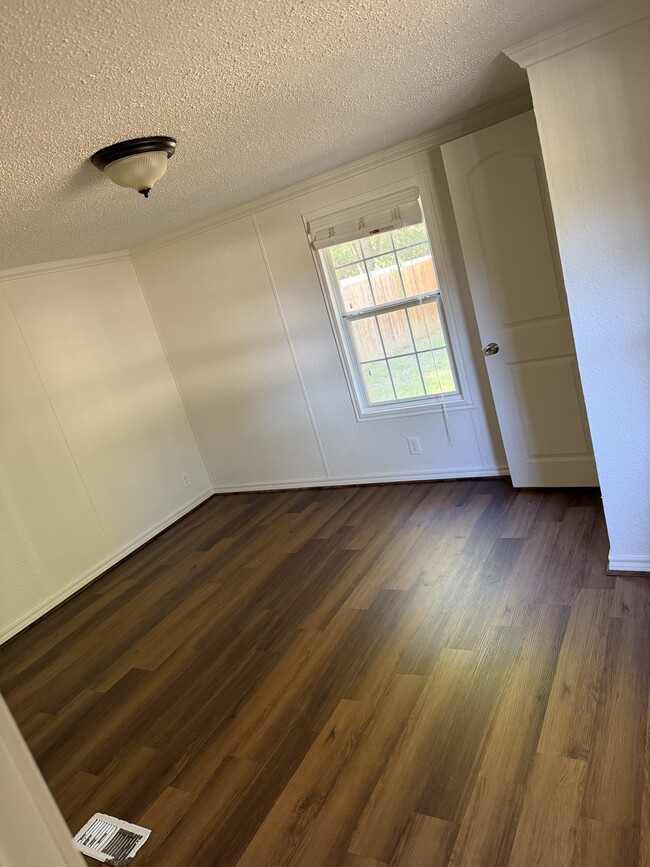 Foto del edificio - 818 Rd 3408