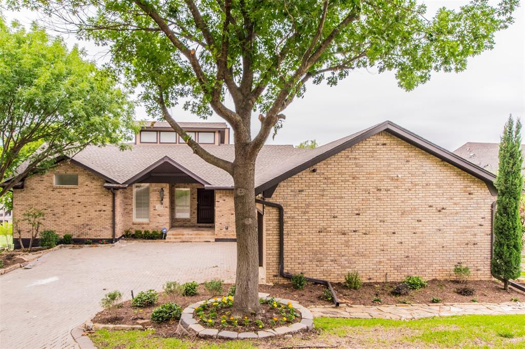 Primary Photo - 239 Oak Hill Dr