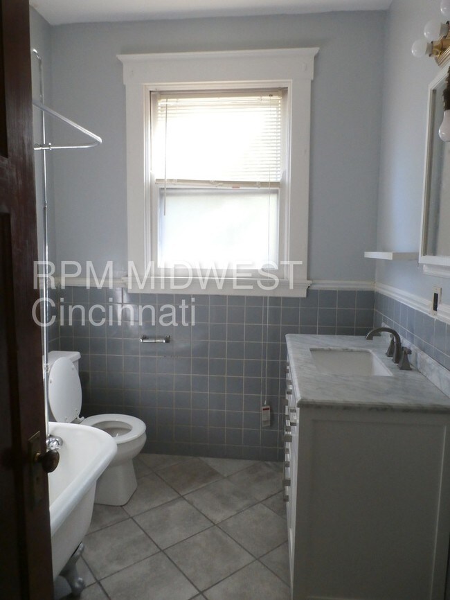 Foto del edificio - 1825 W North Bend Rd