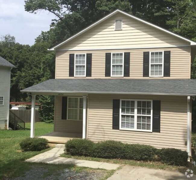 Building Photo - 1606 Allenbrook Dr