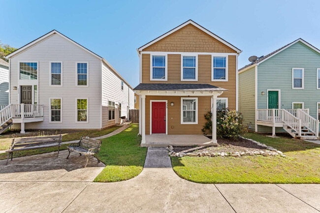 Foto del edificio - 220 Trestle Tree