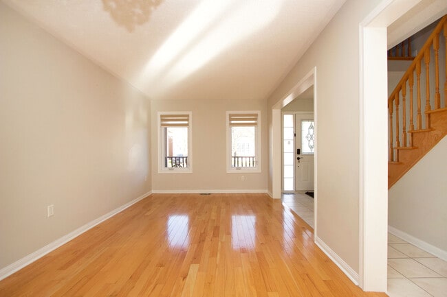 Building Photo - 15 Muskox Dr