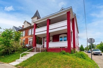 Building Photo - 850 Wilson Ave