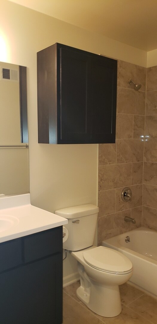 Foto del edificio - 3013 N Clybourn Ave