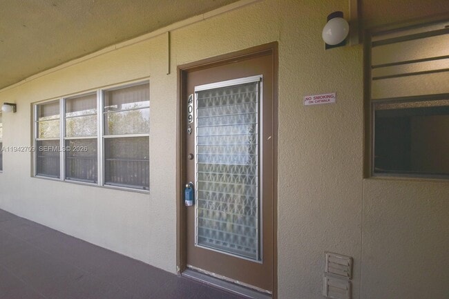 Foto del edificio - 13250 SW 4th Ct