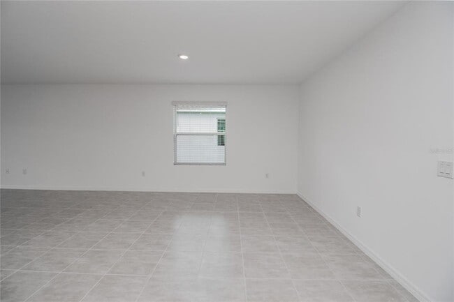 Building Photo - 2068 Babbling Brk Blvd