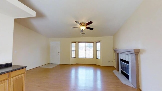 Building Photo - 600 Hazelhurst Way