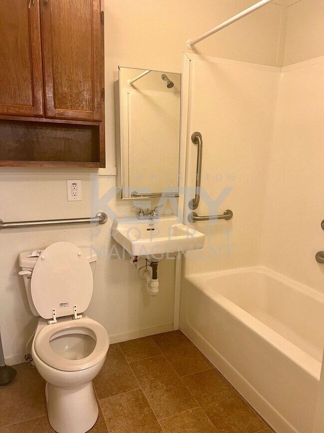 Foto del edificio - Charming home located in Grand Coteau, LA