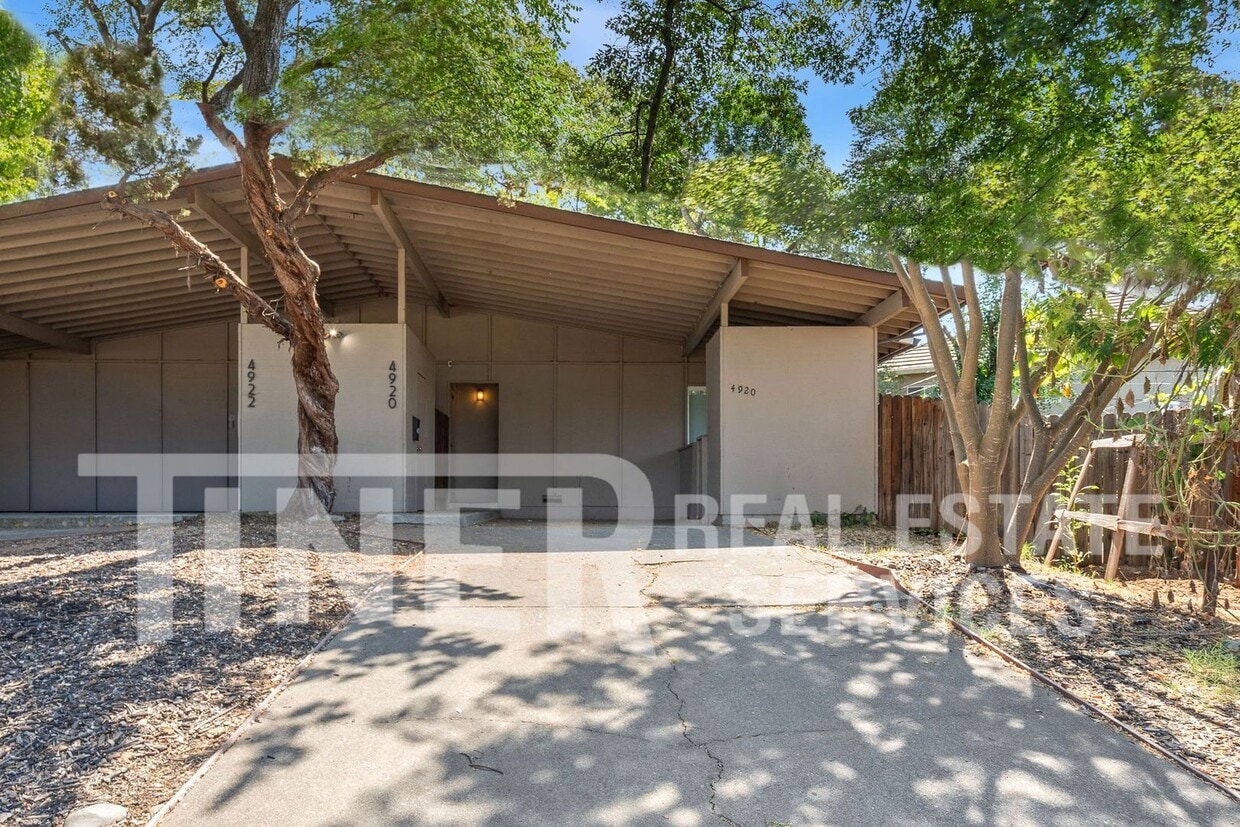 Primary Photo - 4920 Douvan Ct