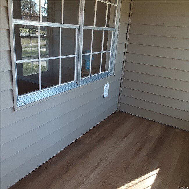 Foto del edificio - 138 Eastbourne Ct