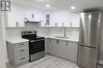 Building Photo - 25 Sewells Ln