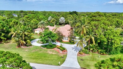 Building Photo - 7934 SE Country Estates Way