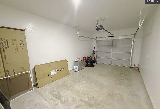 Foto del edificio - 215 Riptide Rd