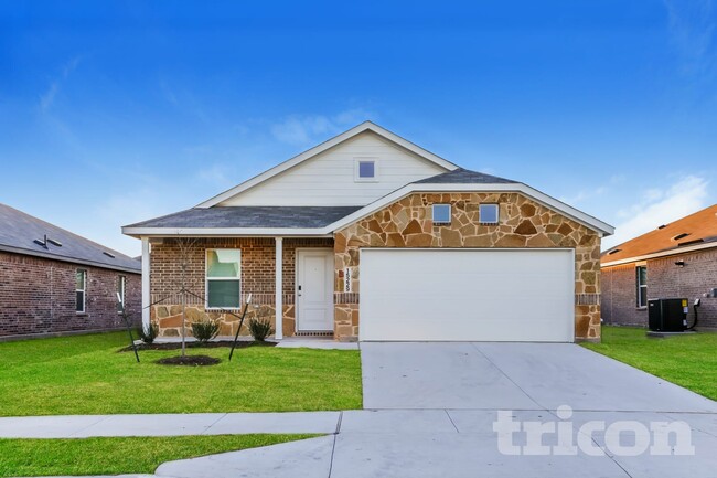 Building Photo - 15229 Bullfighter Blvd