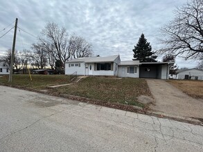 Building Photo - 1105 N 16th St