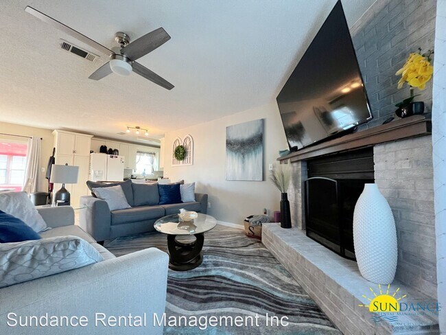 Foto del edificio - 3 br, 2 bath House - 411 Fleetwood Drive