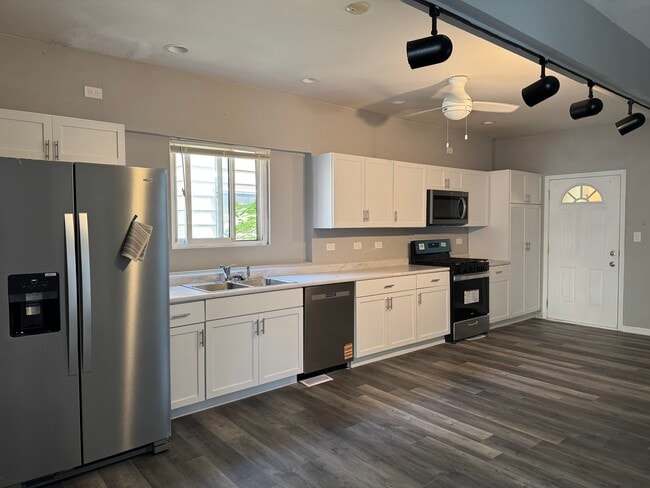 Foto del edificio - 4153 N Pulaski Rd
