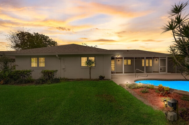 Building Photo - 5281 Jade Cir
