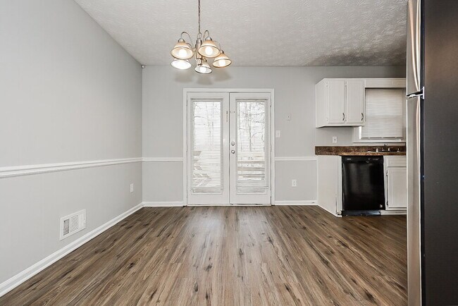Foto del edificio - 308 Winchester Ct