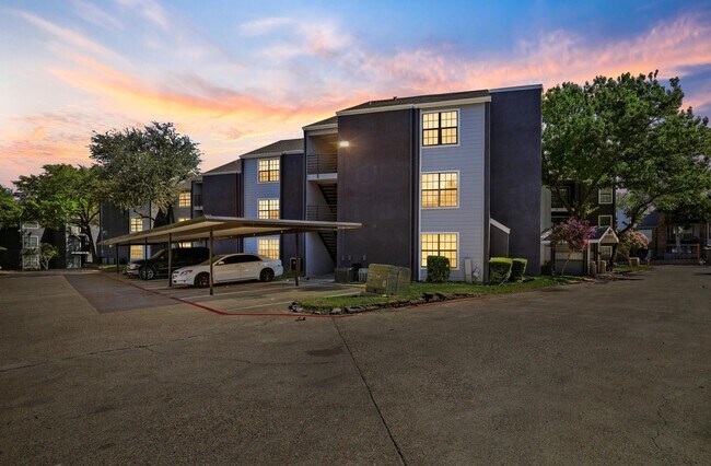 Foto del interior - Village Oaks